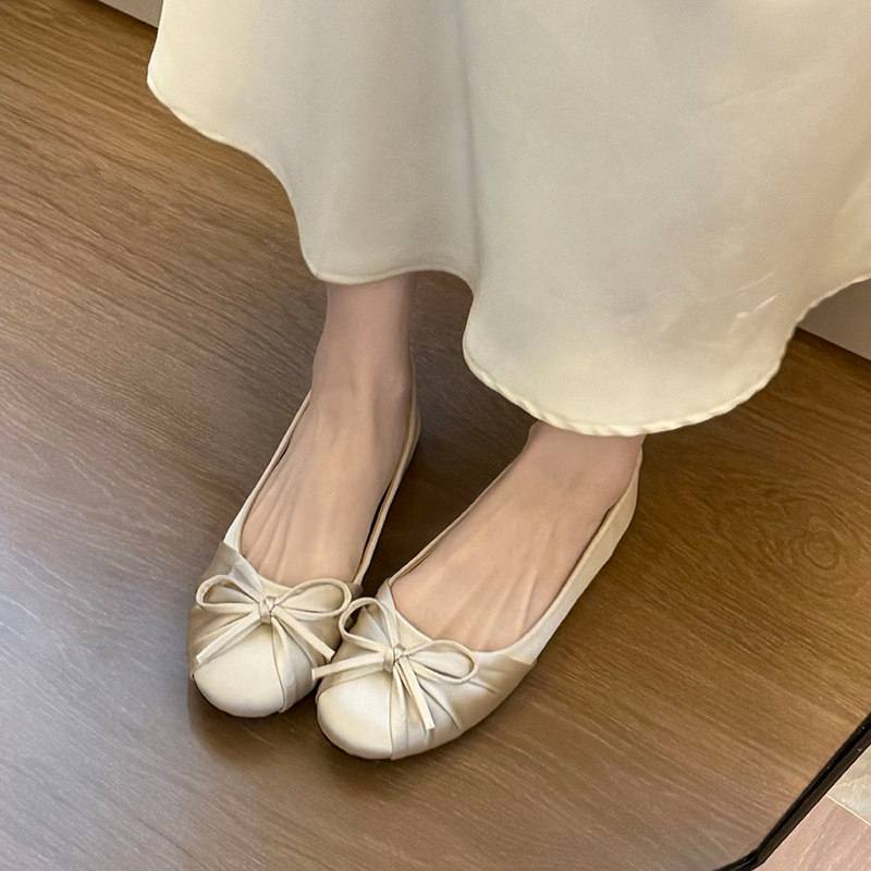 Women'S Shoes Non Slip - 2026 Yeni Fiyonklu Saten Sığ Tek