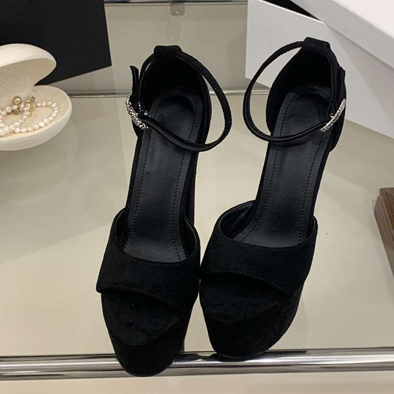 Liyke Model Gösterisi Seksi Ek - Square Toe Mule incelemesi ve fiyatı