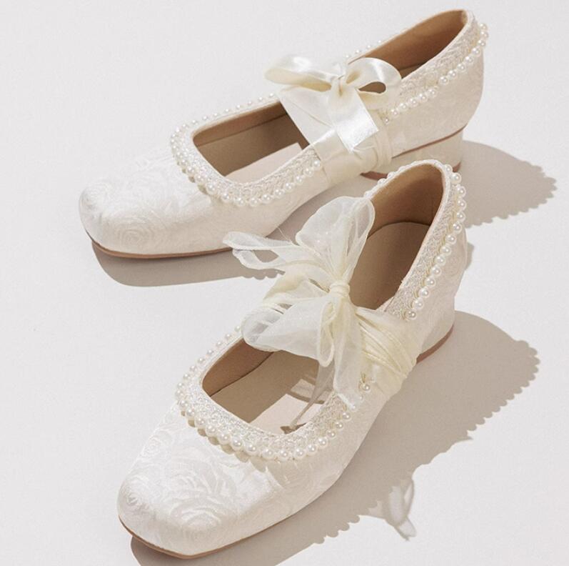 Bej Beyaz Çiçekli Saten İncili - Women Shoes Size 7 incelemesi ve fiyatı